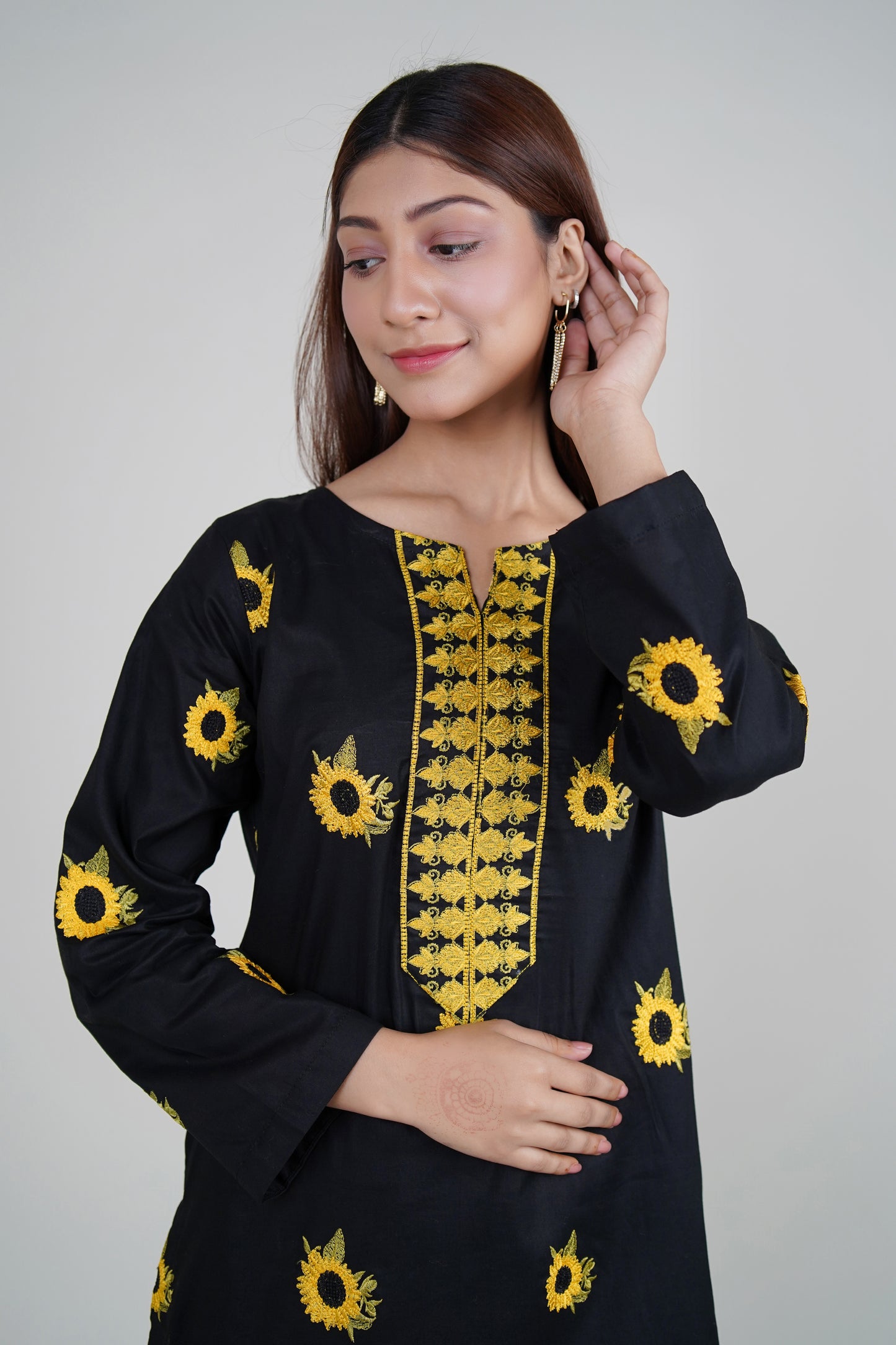 2 PIECE - PREMIUM DHANAK STITCHED SUIT | LG01509