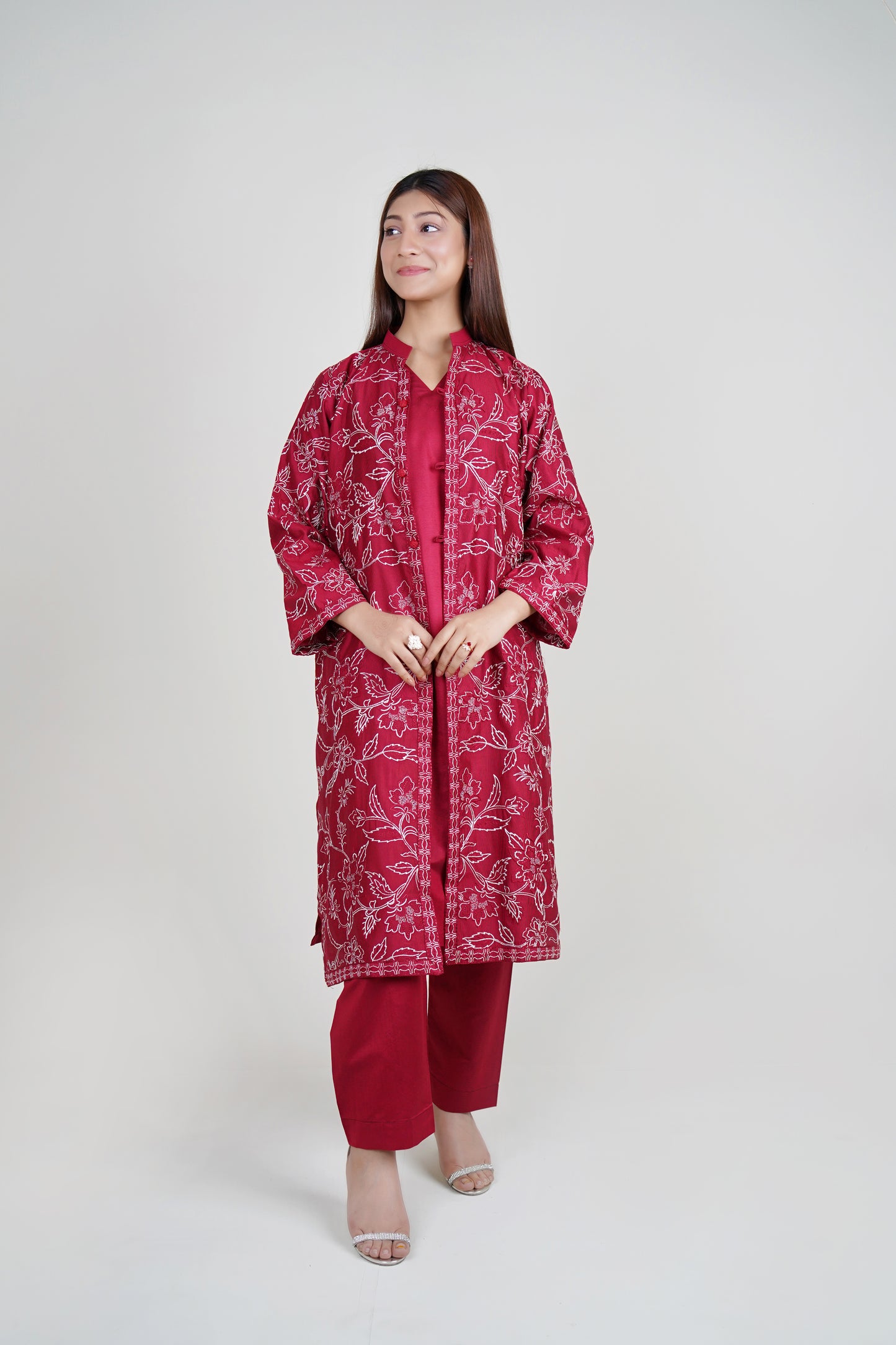 4 PIECE - EMBELLISHED EMBROIDERED OPEN GOWN | LG01710