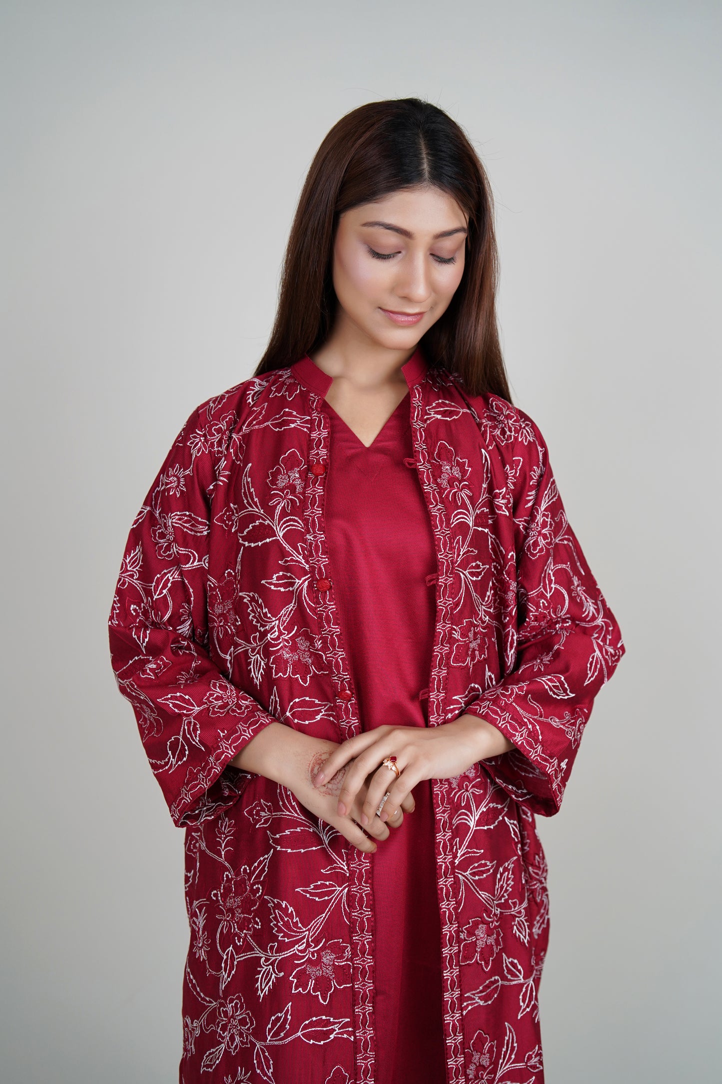 4 PIECE - EMBELLISHED EMBROIDERED OPEN GOWN | LG01710