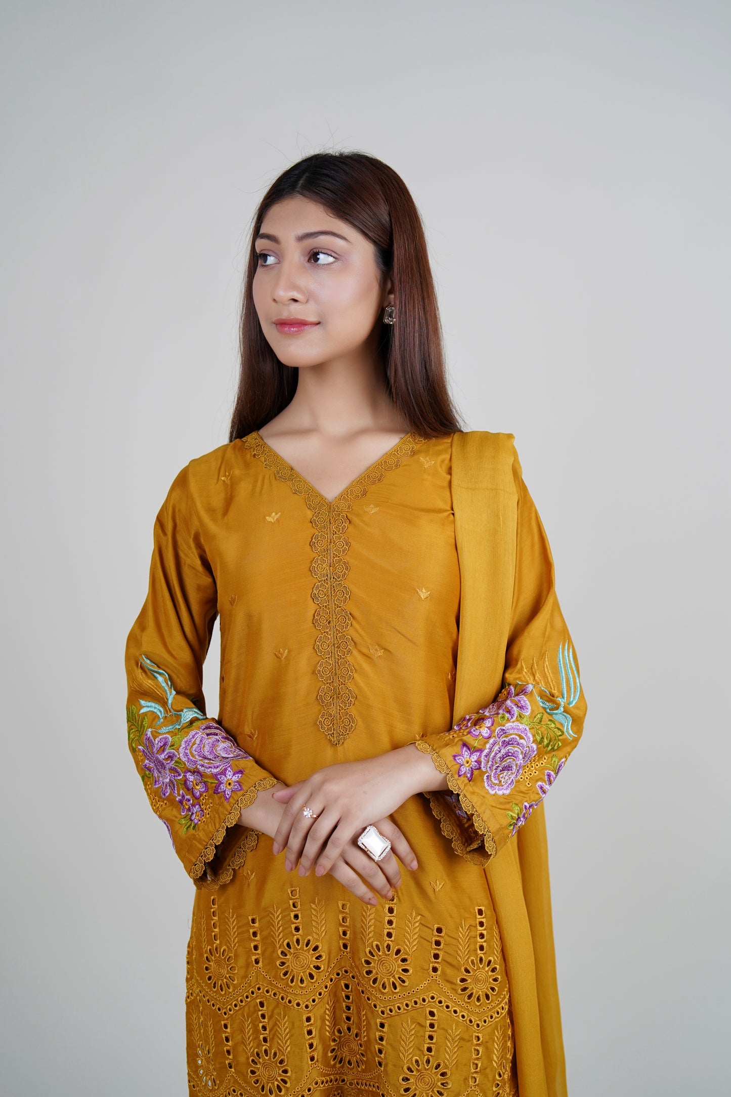 3 PIECE - EMBROIDERED BORING DAMAN : VISCOSE STITCHED SUIT | LG01705