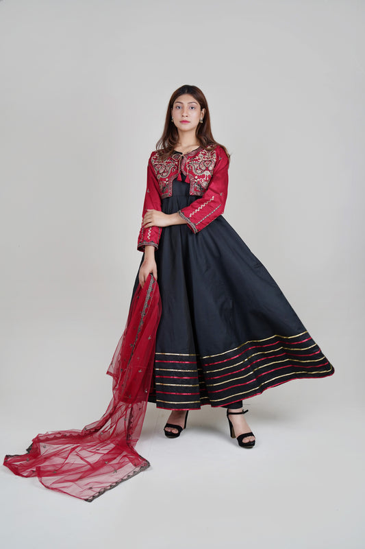 4 PIECE - WAISTCOAT WITH FOOT LENGTH FROCK  | LG01665