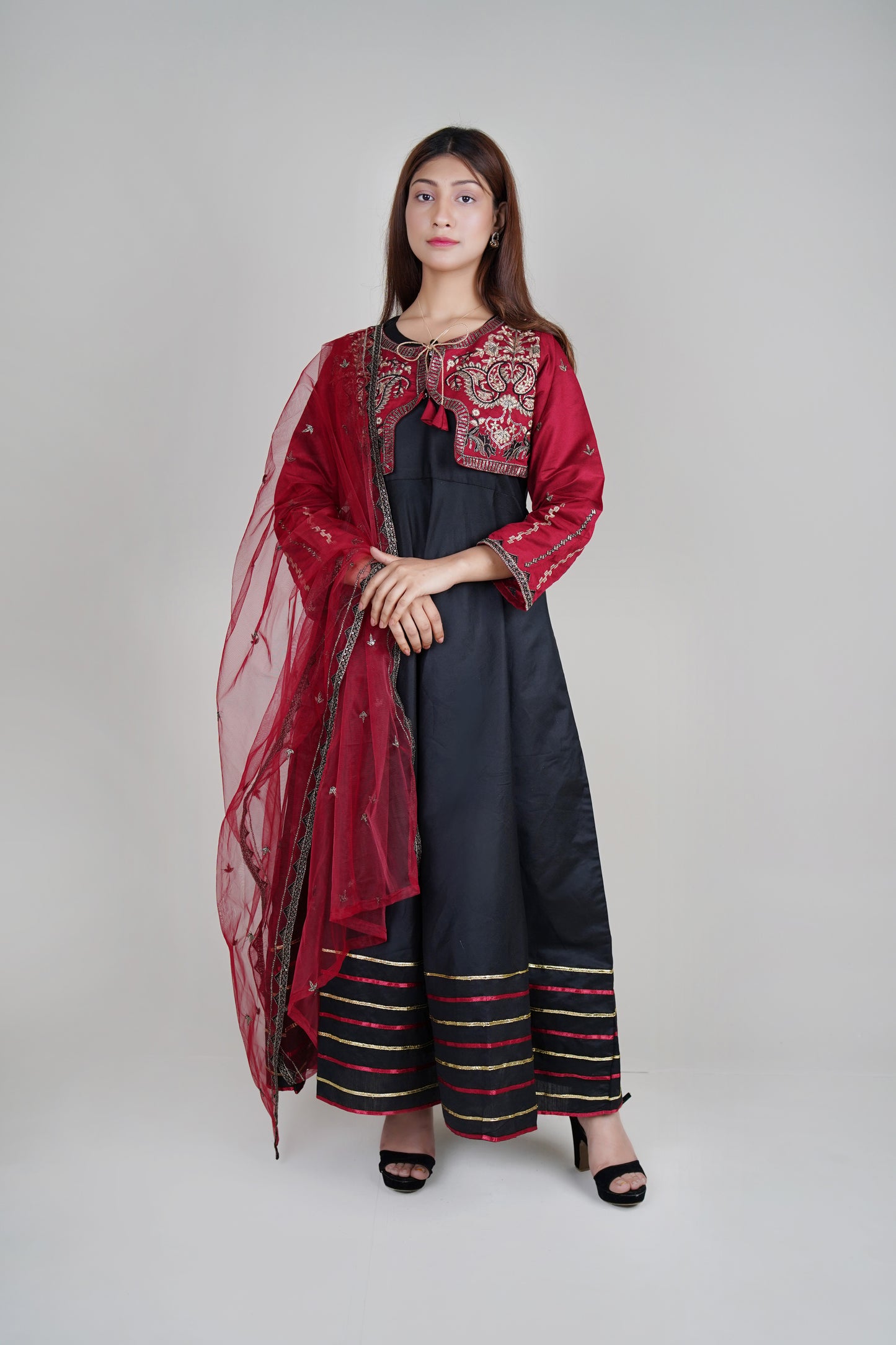 4 PIECE - WAISTCOAT WITH FOOT LENGTH FROCK  | LG01665