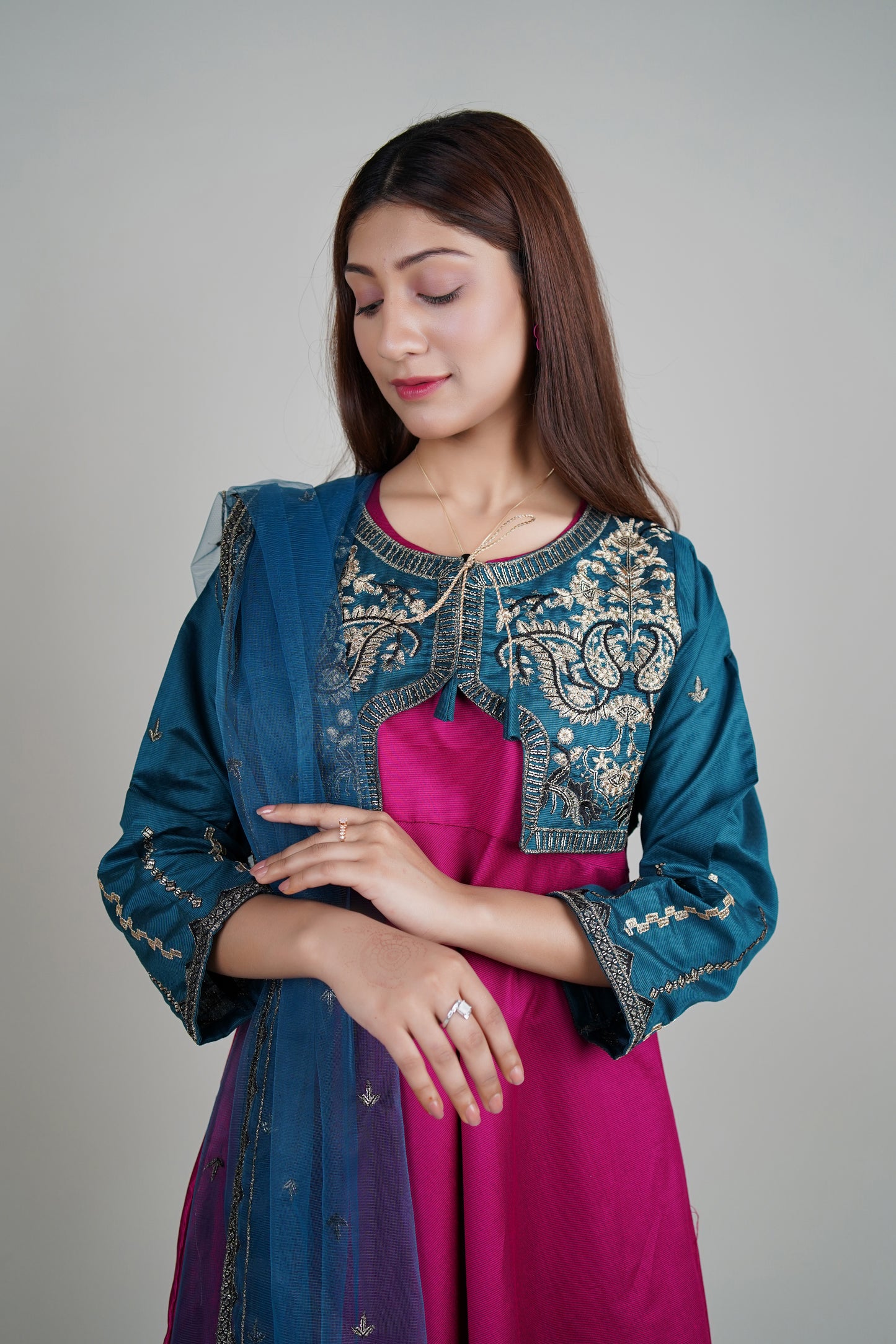 4 PIECE - WAISTCOAT WITH FOOT LENGTH FROCK  | LG01665