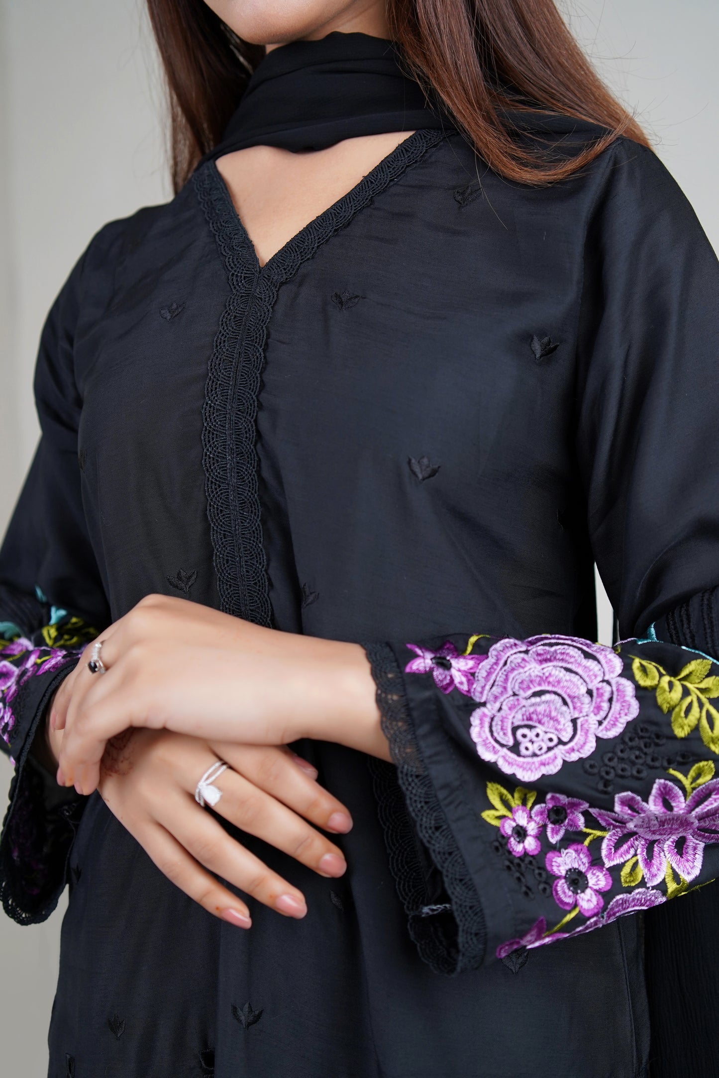 3 PIECE - EMBROIDERED BORING DAMAN : VISCOSE STITCHED SUIT | LG01705